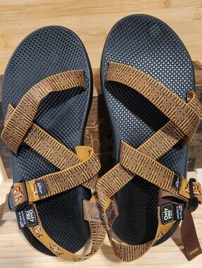 Chaco Z1 Classic USA Smokey The Bear Sandals Mens 13 Smky Face Golden NIB